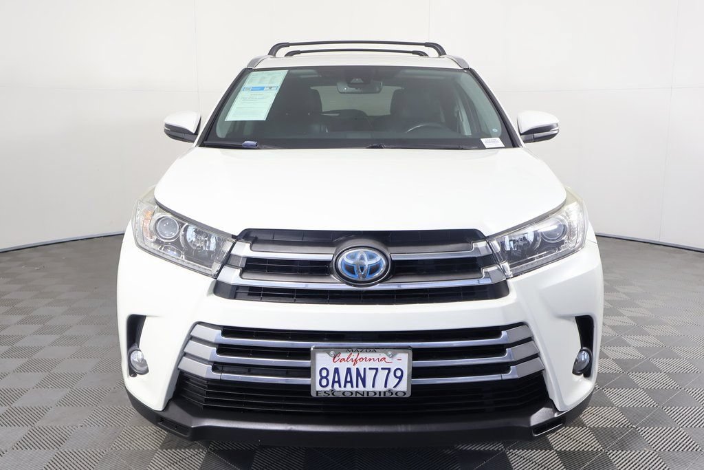 Used 2017 Toyota Highlander Limited w/ Carpet Mat Package AWD/4WD image 2