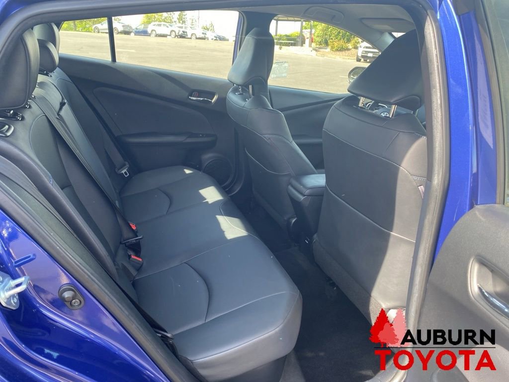 Used 2016 Toyota Prius Four Touring FWD image 15
