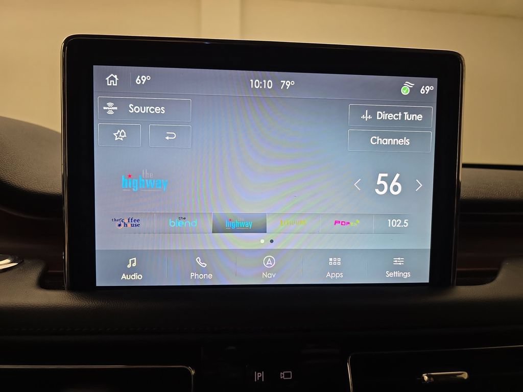 Used 2023 Lincoln Aviator Reserve w/ Equipment Group 201A AWD/4WD image 17
