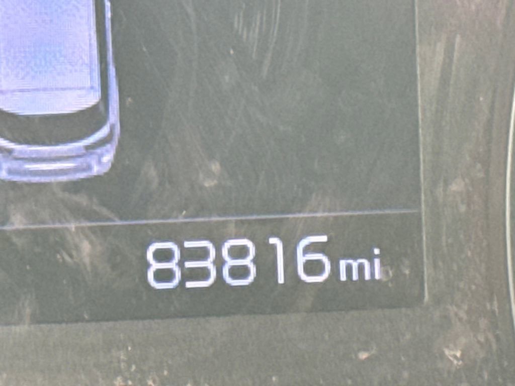 Used 2020 Kia Sedona LX image 16