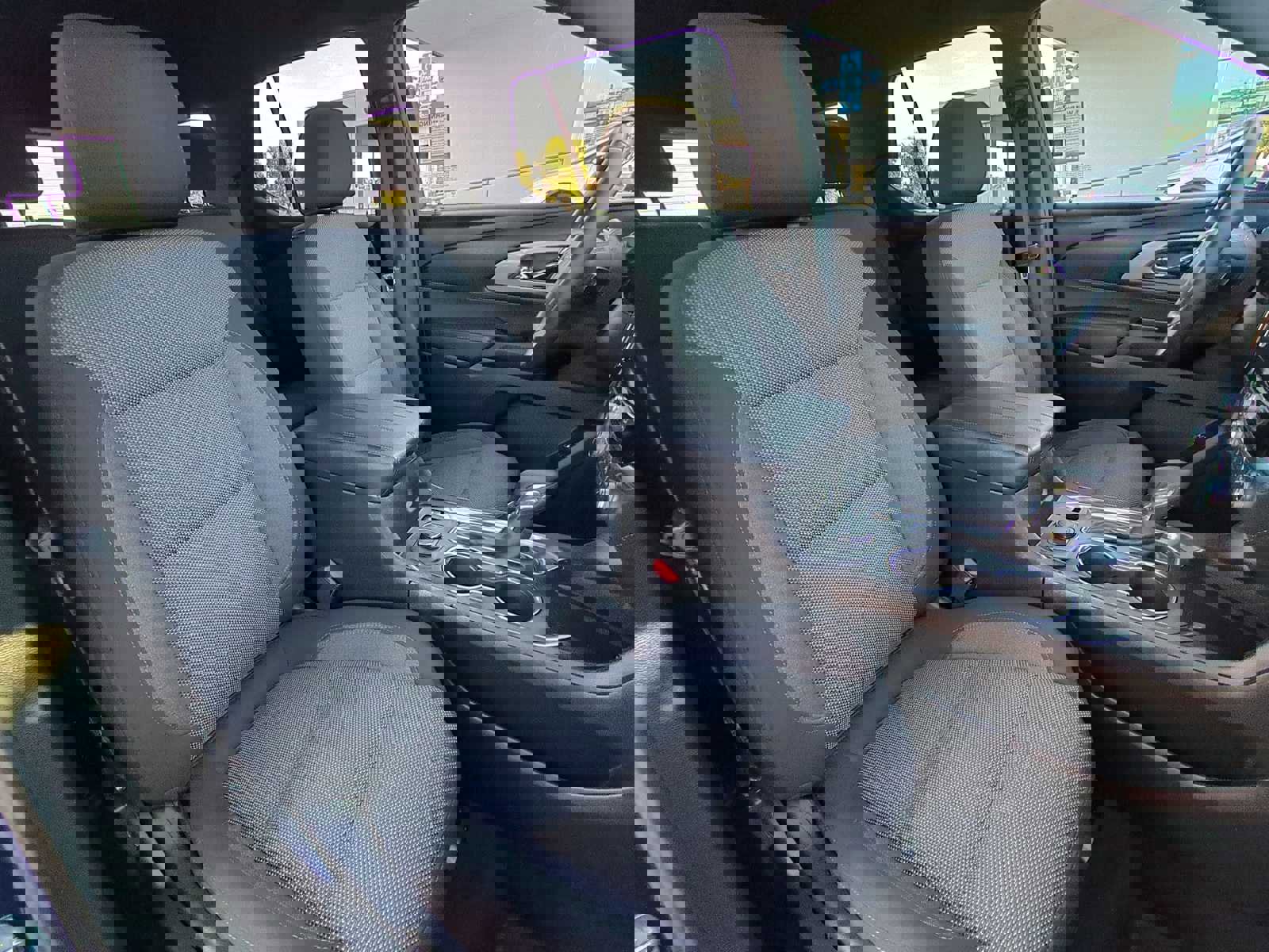 Used 2023 Chevrolet Traverse LT image 26