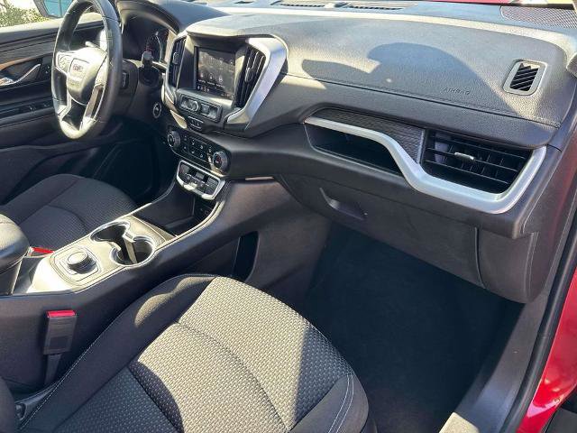 Used 2024 GMC Terrain SLE FWD image 15