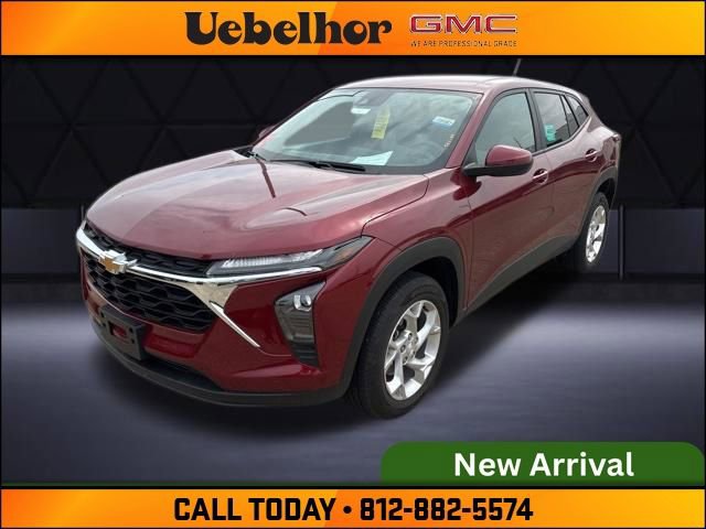 Used 2025 Chevrolet Trax LS w/ LS Convenience Package FWD image 1