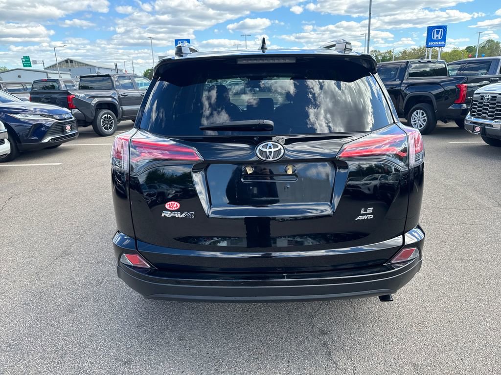 Used 2018 Toyota RAV4 LE w/ All Weather Liner Package AWD/4WD image 6