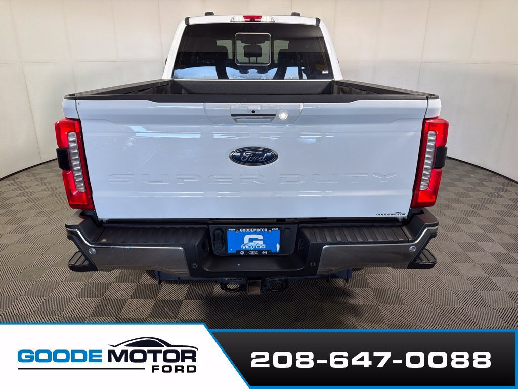 Used 2023 Ford F350 Lariat w/ Lariat Ultimate Package AWD/4WD image 7