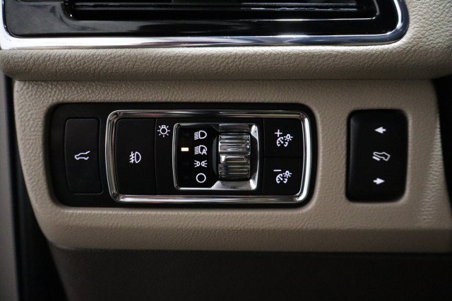 Used 2022 Lincoln Navigator L Reserve RWD image 38