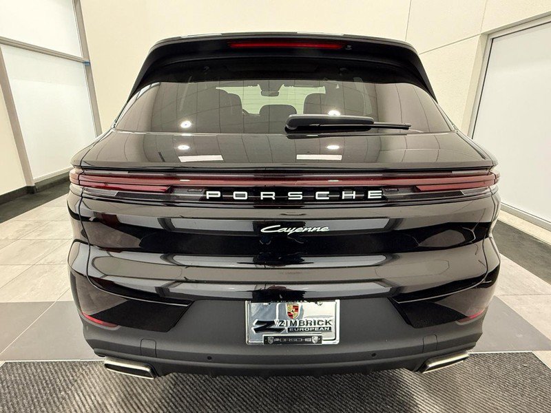 Used 2026 Porsche Cayenne E-Hybrid AWD/4WD image 6