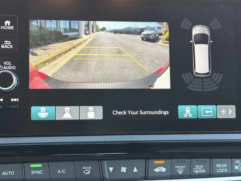 Used 2025 Honda Odyssey Touring image 31