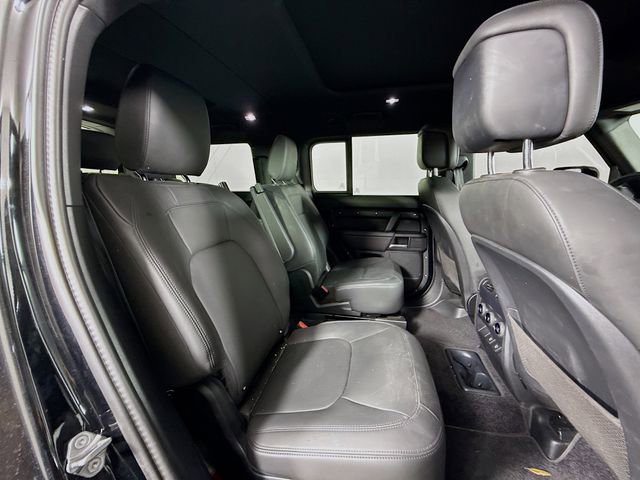 Certified 2025 Land Rover Defender 130 X-Dynamic SE AWD/4WD image 29