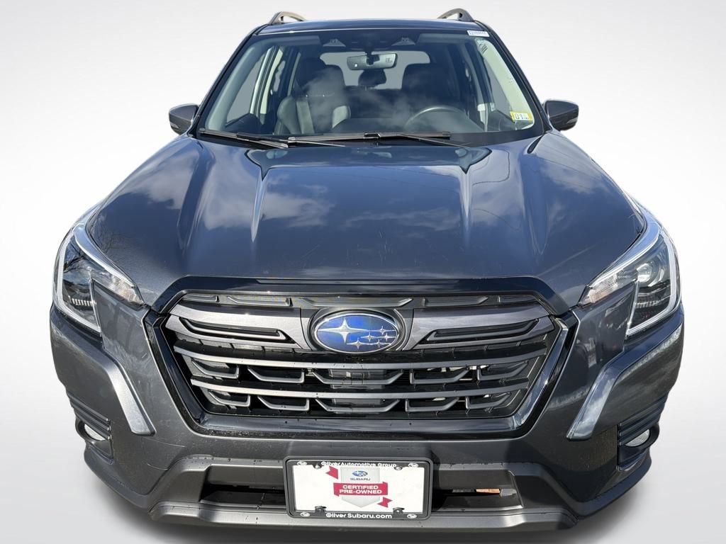 Certified 2022 Subaru Forester Limited image 5