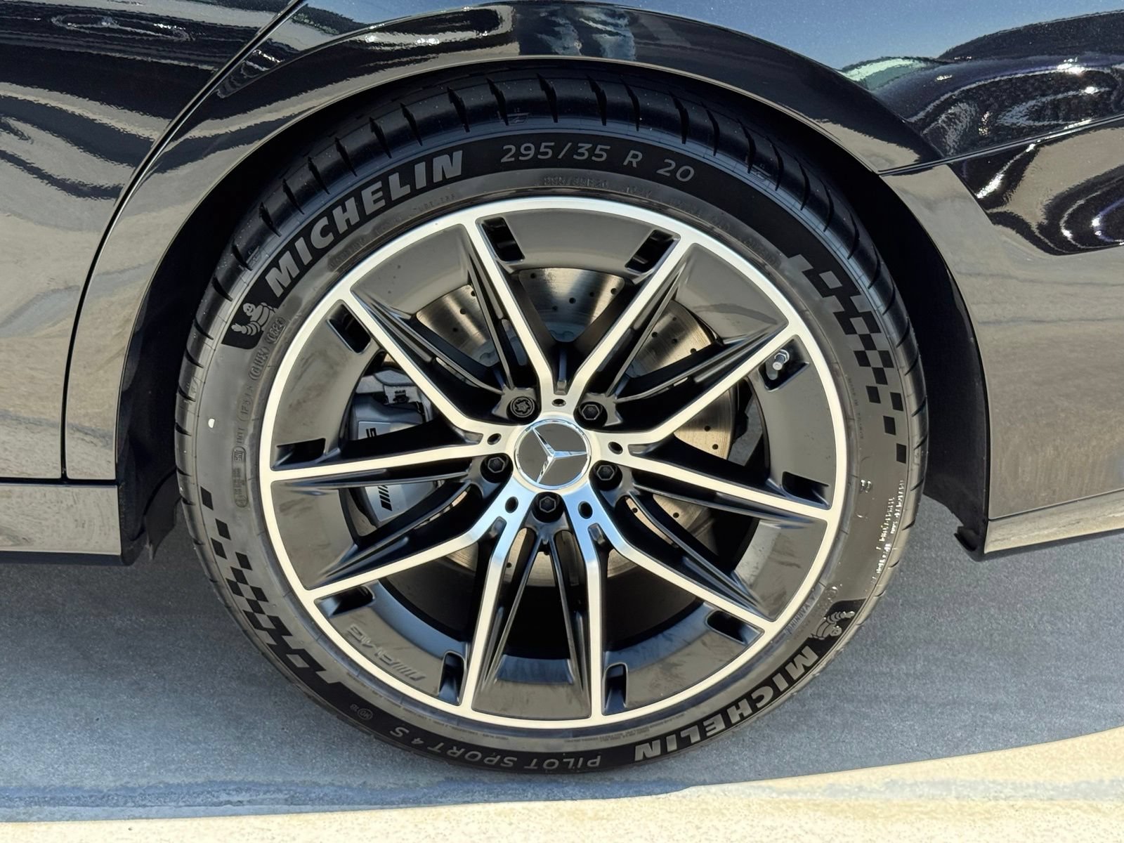 New 2026 Mercedes-Benz E 53 AMG e 4MATIC Sedan image 14