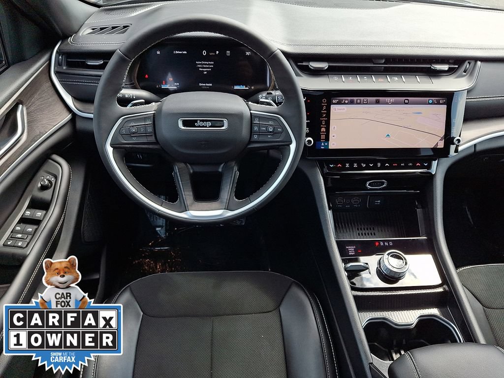 Used 2026 Jeep Grand Cherokee Altitude AWD/4WD image 12