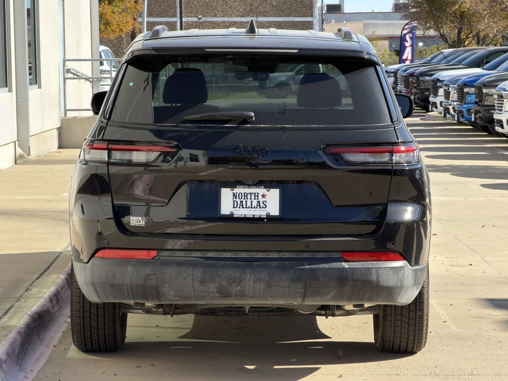 New 2025 Jeep Grand Cherokee L Altitude image 6