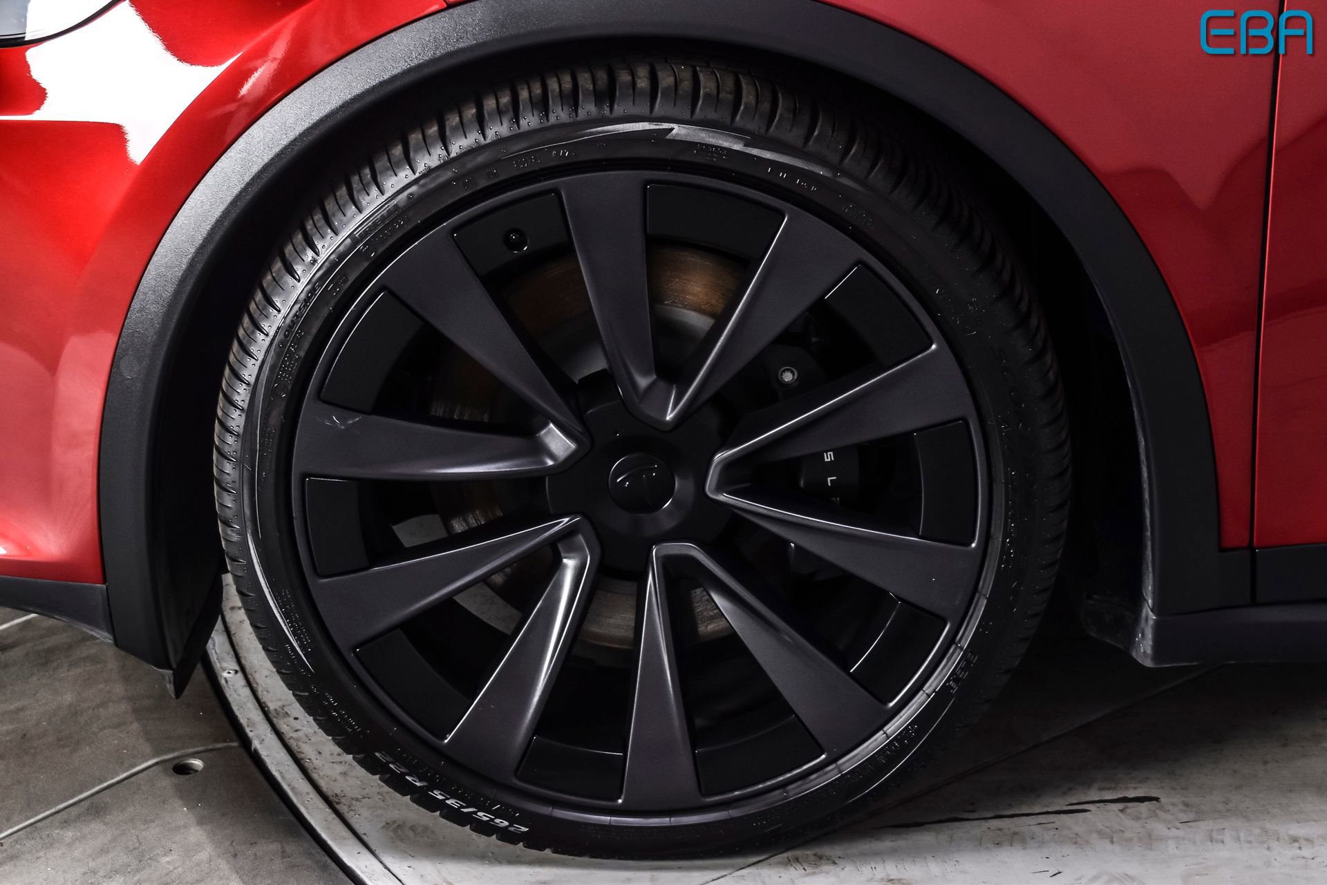 Used 2023 Tesla Model X image 10