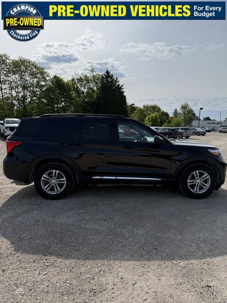 Used 2021 Ford Explorer XLT w/ Equipment Group 202A image 5