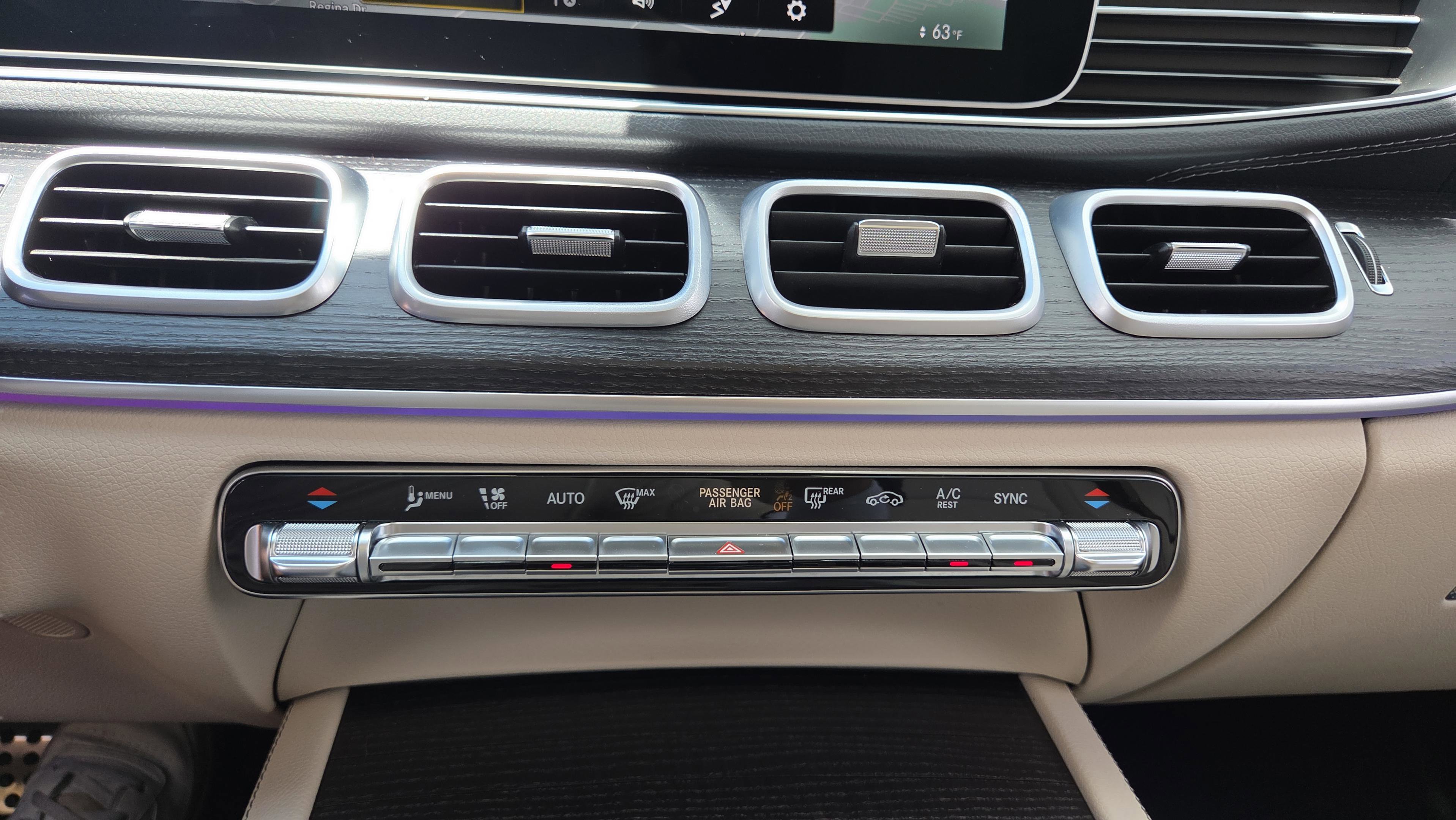 Used 2023 Mercedes-Benz GLS 450 4MATIC image 32