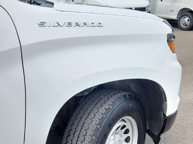 Used 2022 Chevrolet Silverado 1500 W/T w/ Trailering Package AWD/4WD image 18