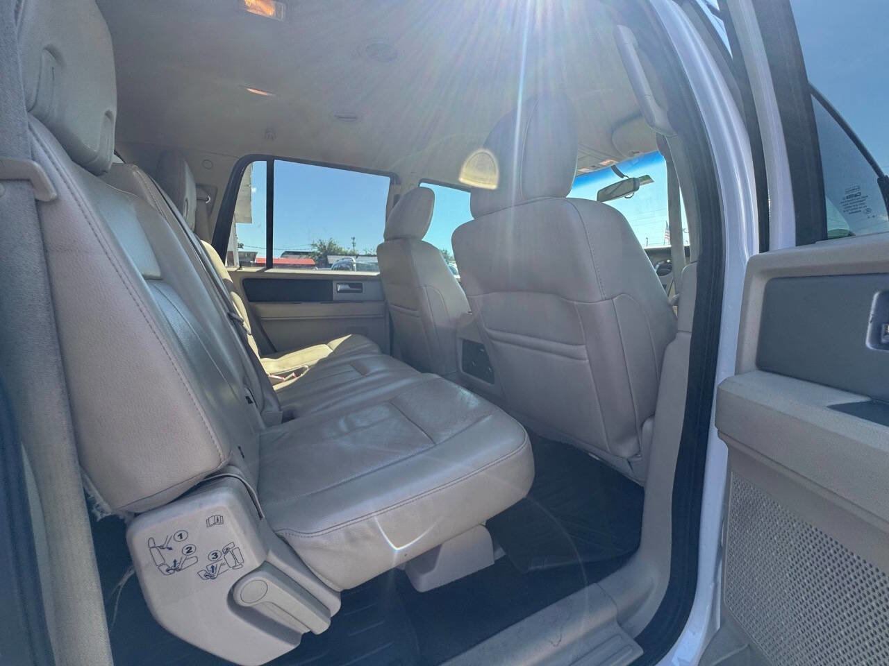 Used 2016 Ford Expedition EL XLT w/ Equipment Group 202A image 19