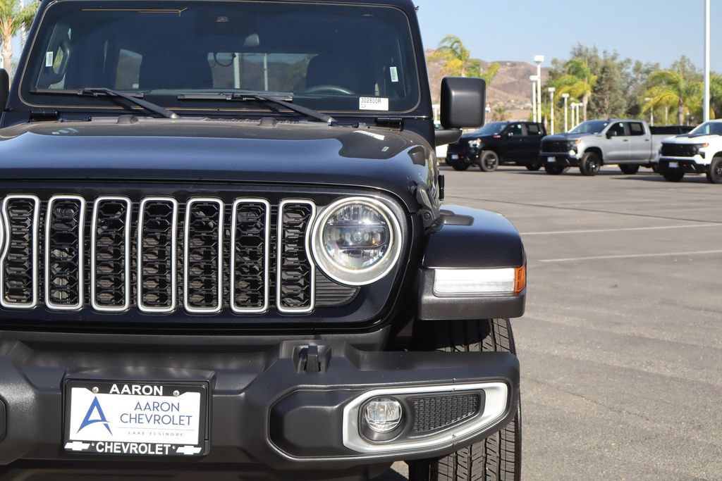 Used 2024 Jeep Wrangler Unlimited Sahara AWD/4WD image 8