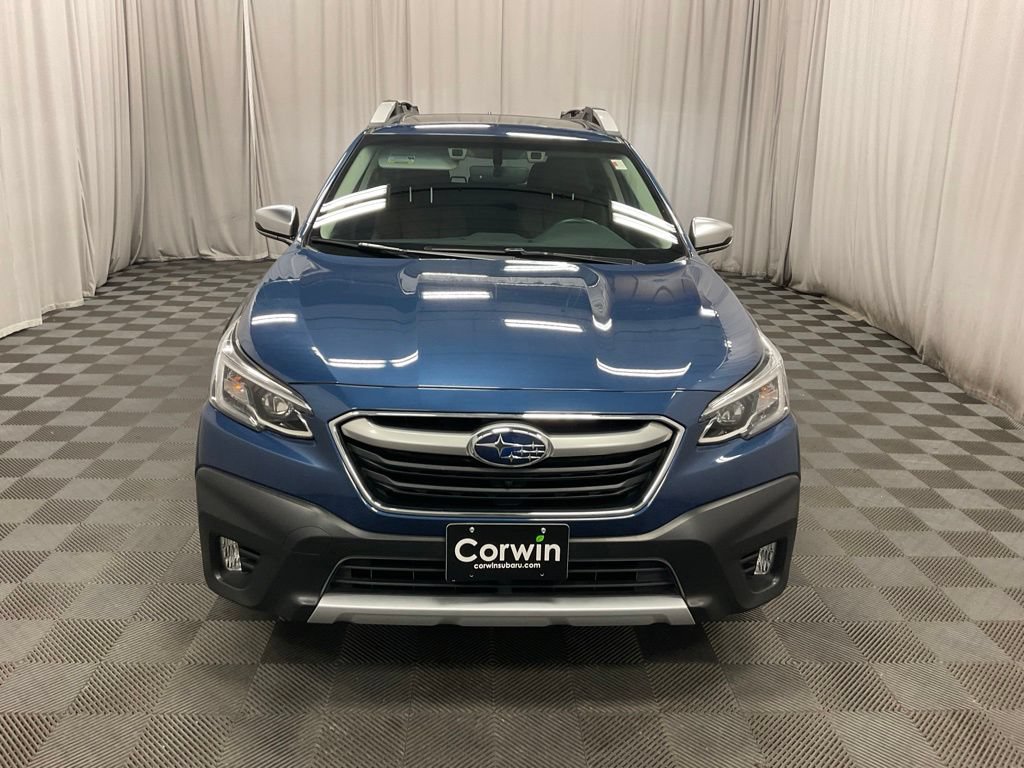 Used 2022 Subaru Outback Touring XT AWD/4WD image 2