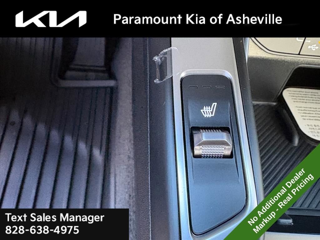 New 2026 Kia Sorento S image 14