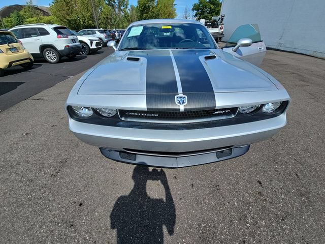 Used 2009 Dodge Challenger SRT8 w/ SRT Option Group II RWD image 33