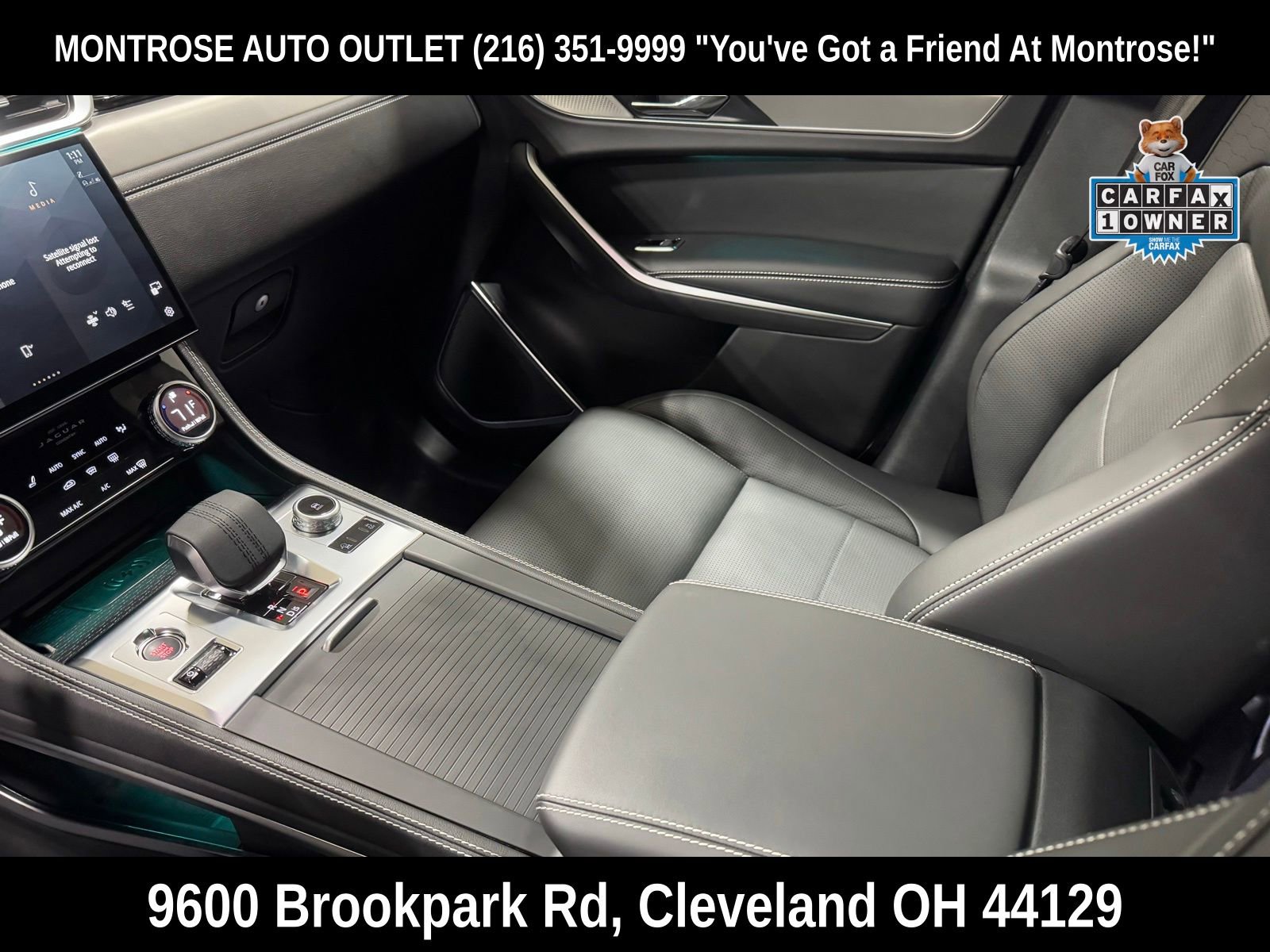 Used 2025 Jaguar F-PACE R-Dynamic S image 14