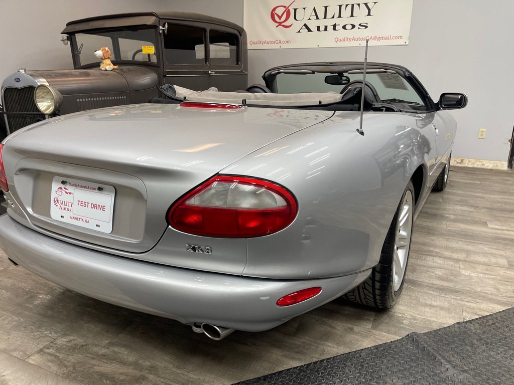 Used 2000 Jaguar XK8 Convertible RWD image 39