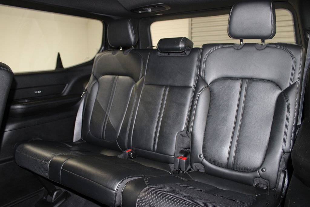 Used 2024 Jeep Wagoneer Series II image 26