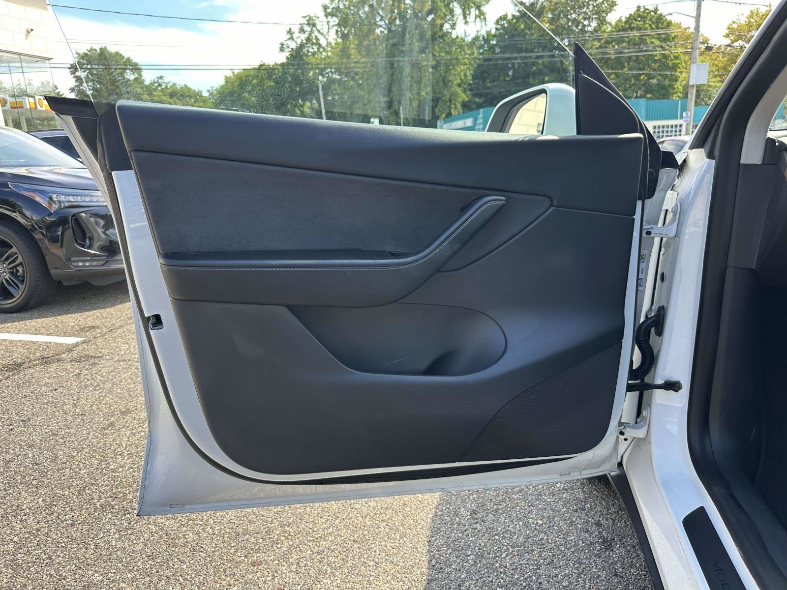 Used 2020 Tesla Model Y Long Range AWD/4WD image 13