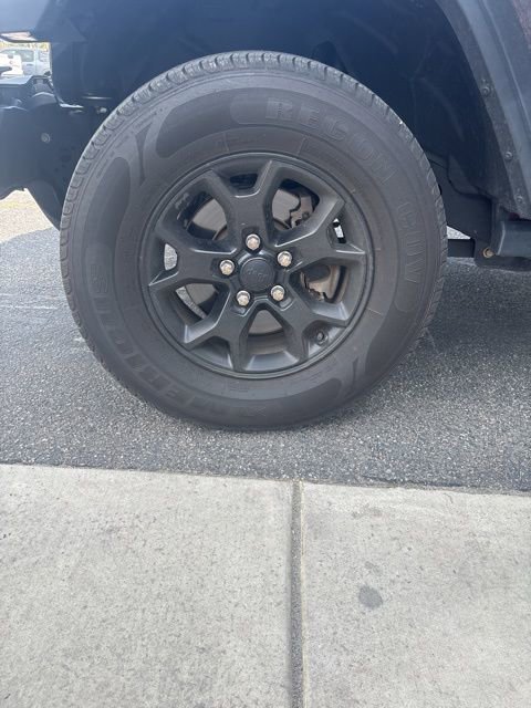 Used 2021 Jeep Wrangler Unlimited Sport image 2