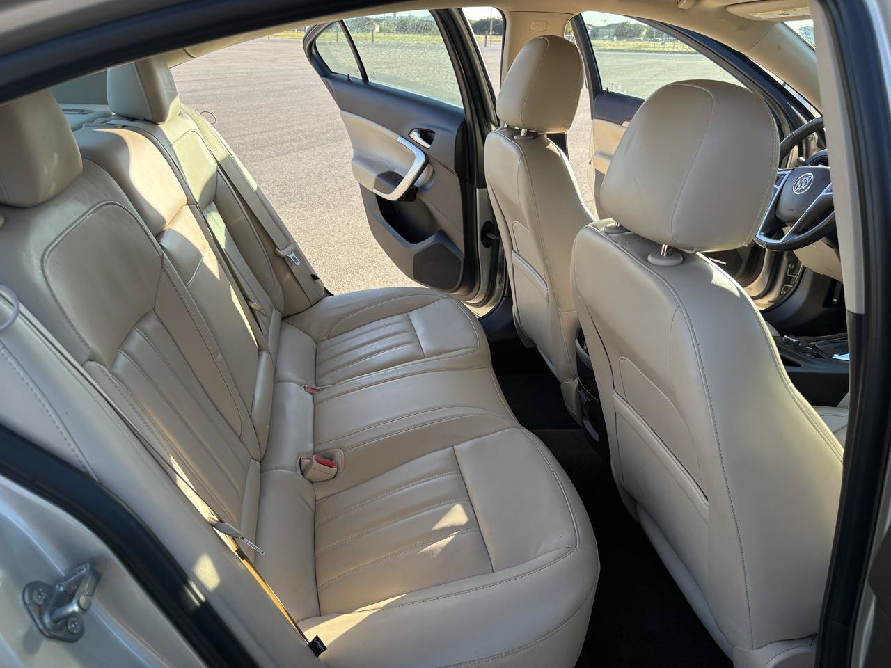 Used 2013 Buick Regal Premium FWD image 30