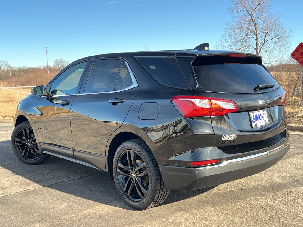 Used 2020 Chevrolet Equinox LT w/ Midnight Edition image 37