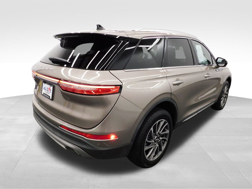 Used 2021 Lincoln Corsair Standard w/ Equipment Group 101A image 10