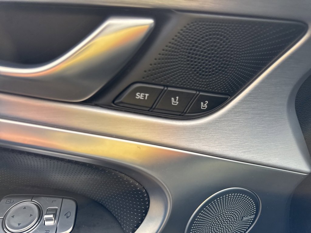 Used 2019 Genesis G70 2.0T Advanced w/ Elite Package image 20