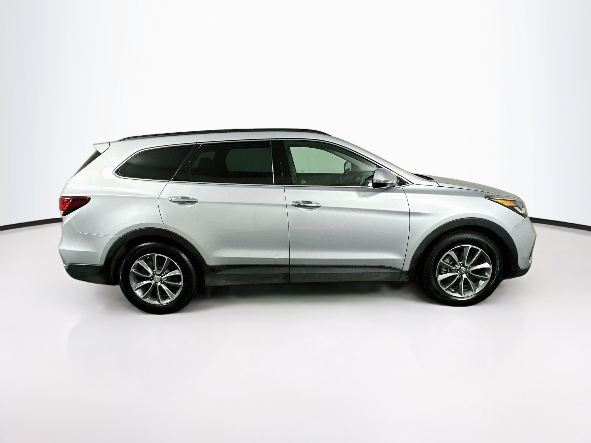 Used 2017 Hyundai Santa Fe SE w/ SE Premium Package 02 FWD image 10