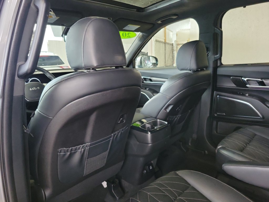 Used 2024 Kia Telluride SX Prestige X-Line AWD/4WD image 9
