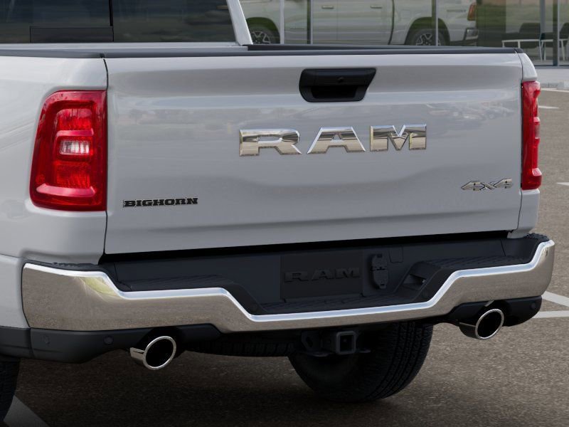 New 2026 RAM 1500 4x4 Crew Cab image 13