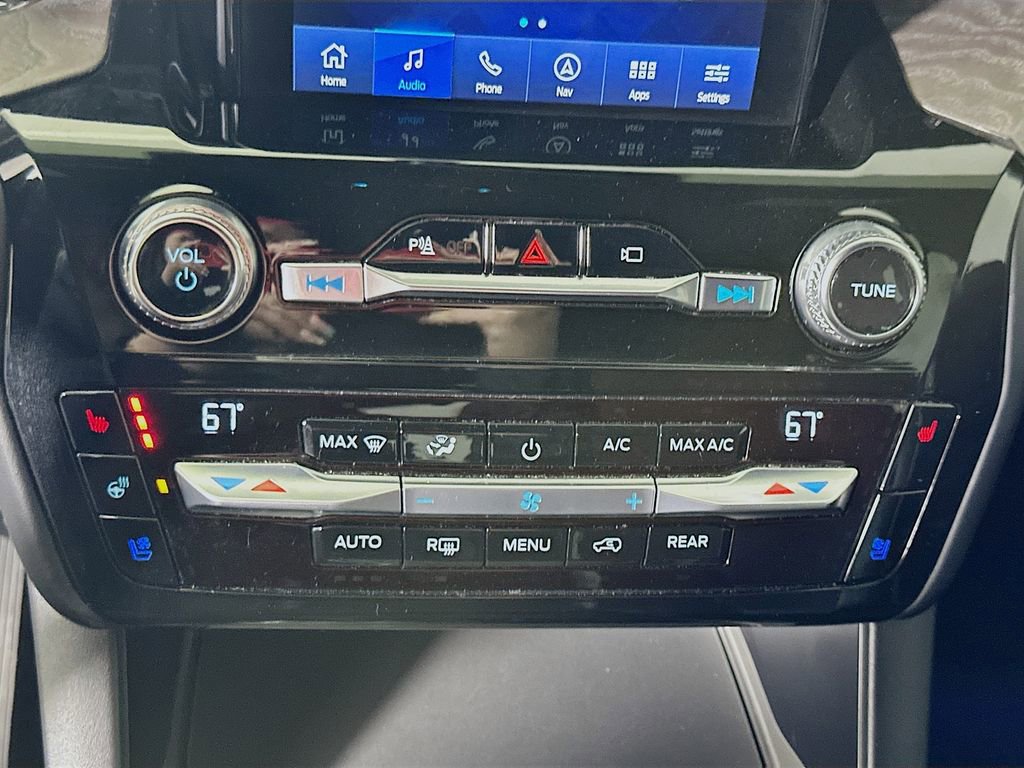 Used 2021 Ford Explorer Platinum w/ Equipment Group 601A image 27