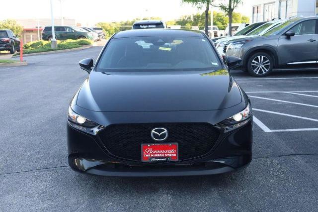 Used 2022 MAZDA MAZDA3 s FWD image 4