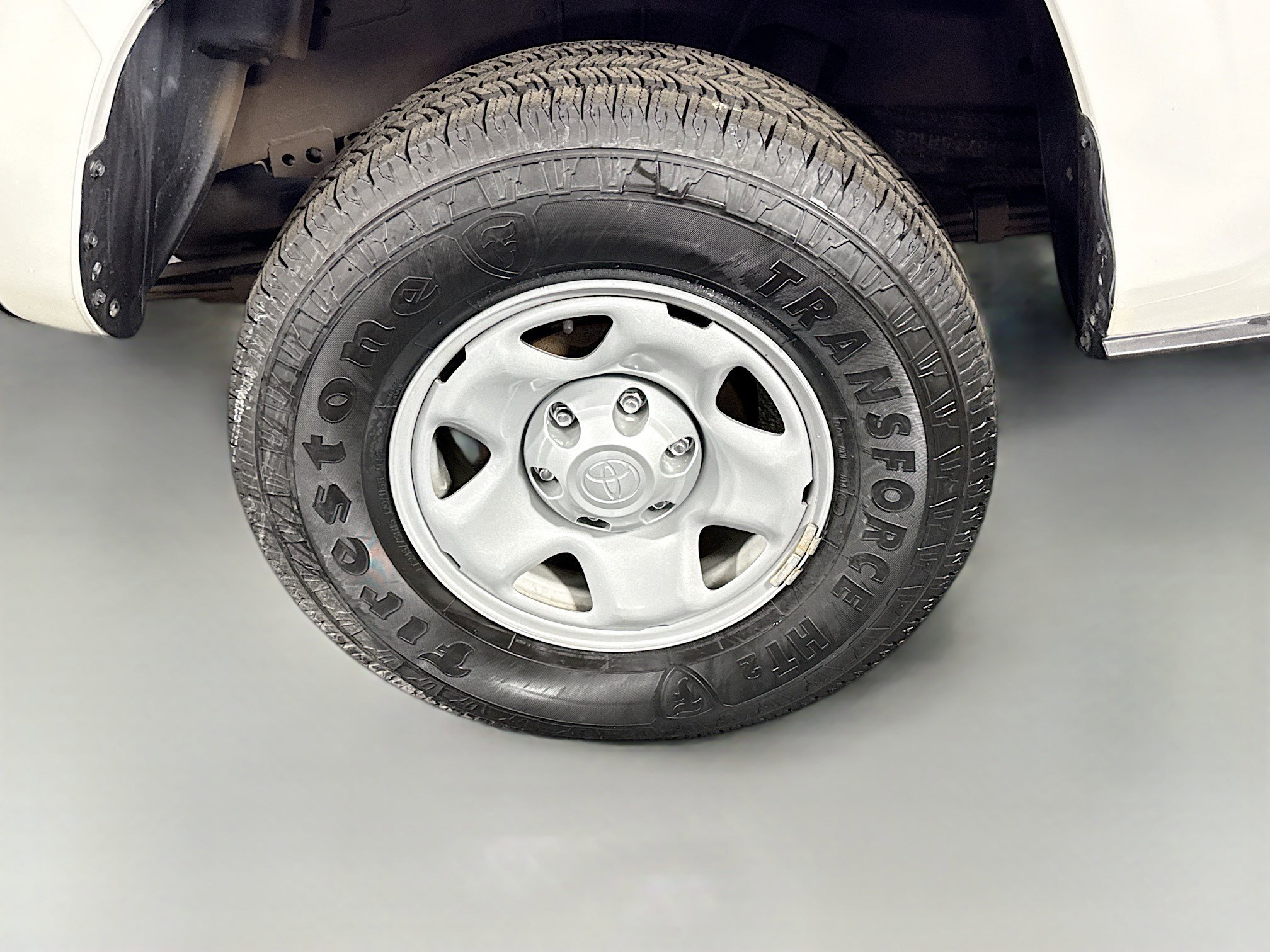 Used 2018 Toyota Tacoma SR image 36