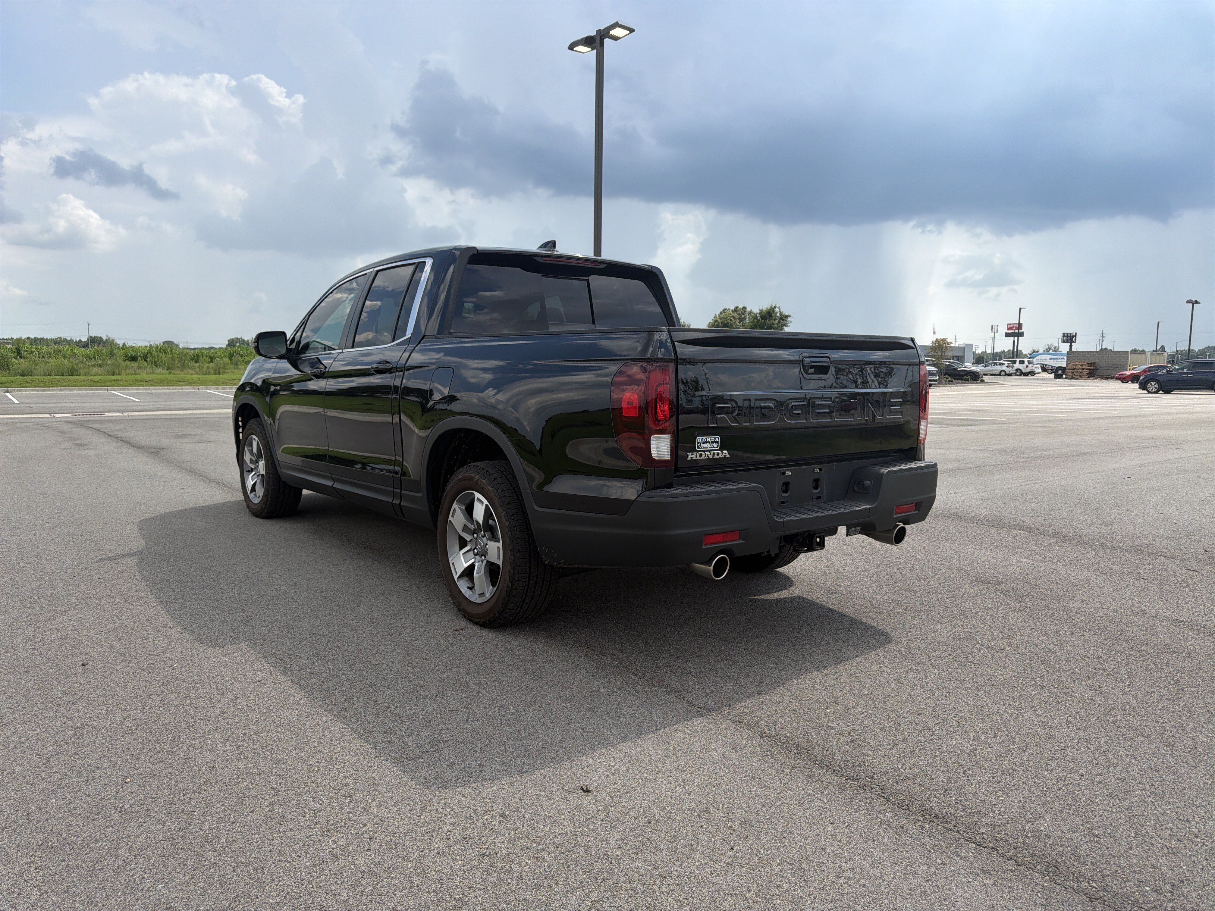 Certified 2025 Honda Ridgeline RTL image 3