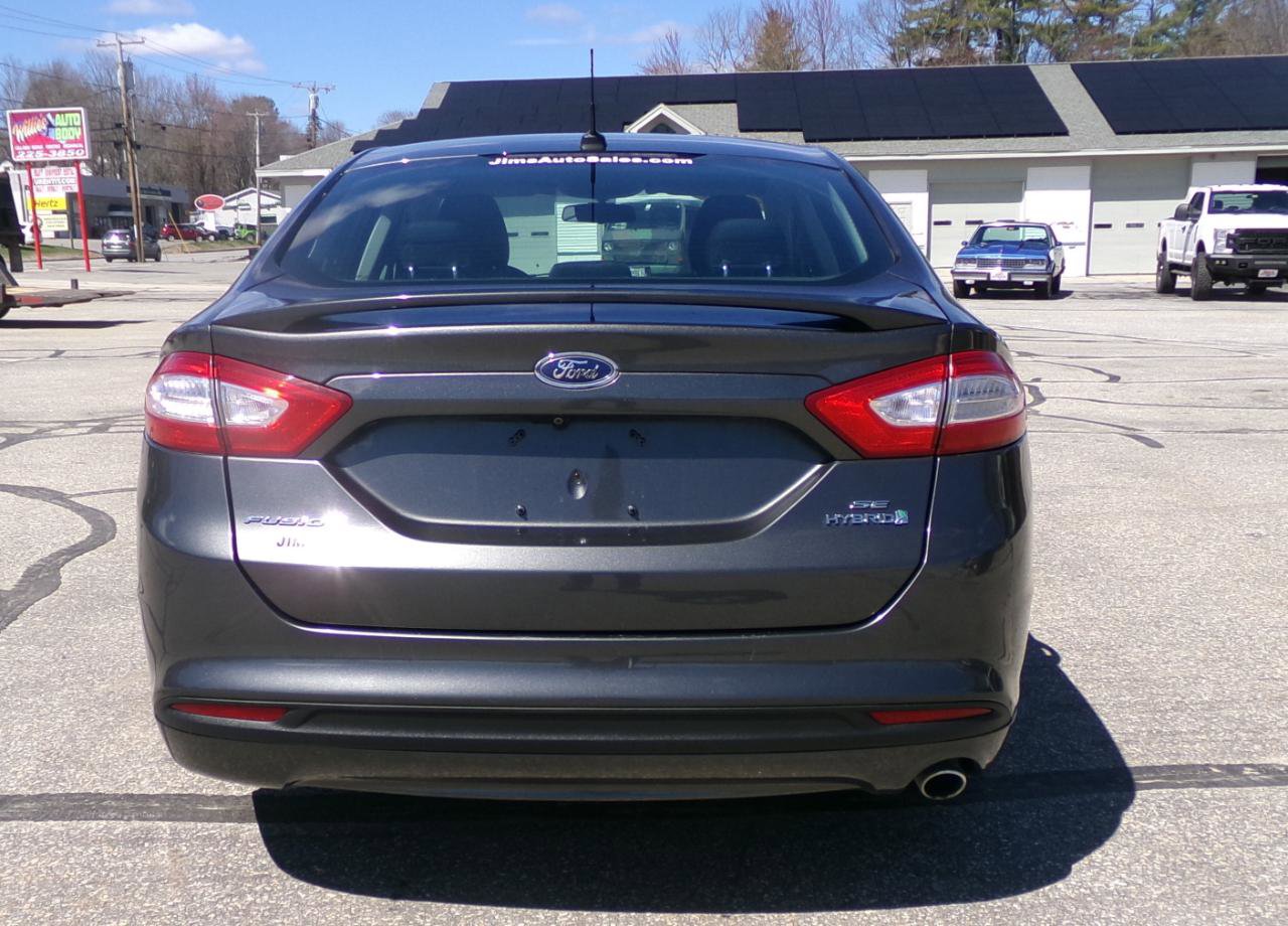 Used 2015 Ford Fusion SE w/ Equipment Group 501A image 4