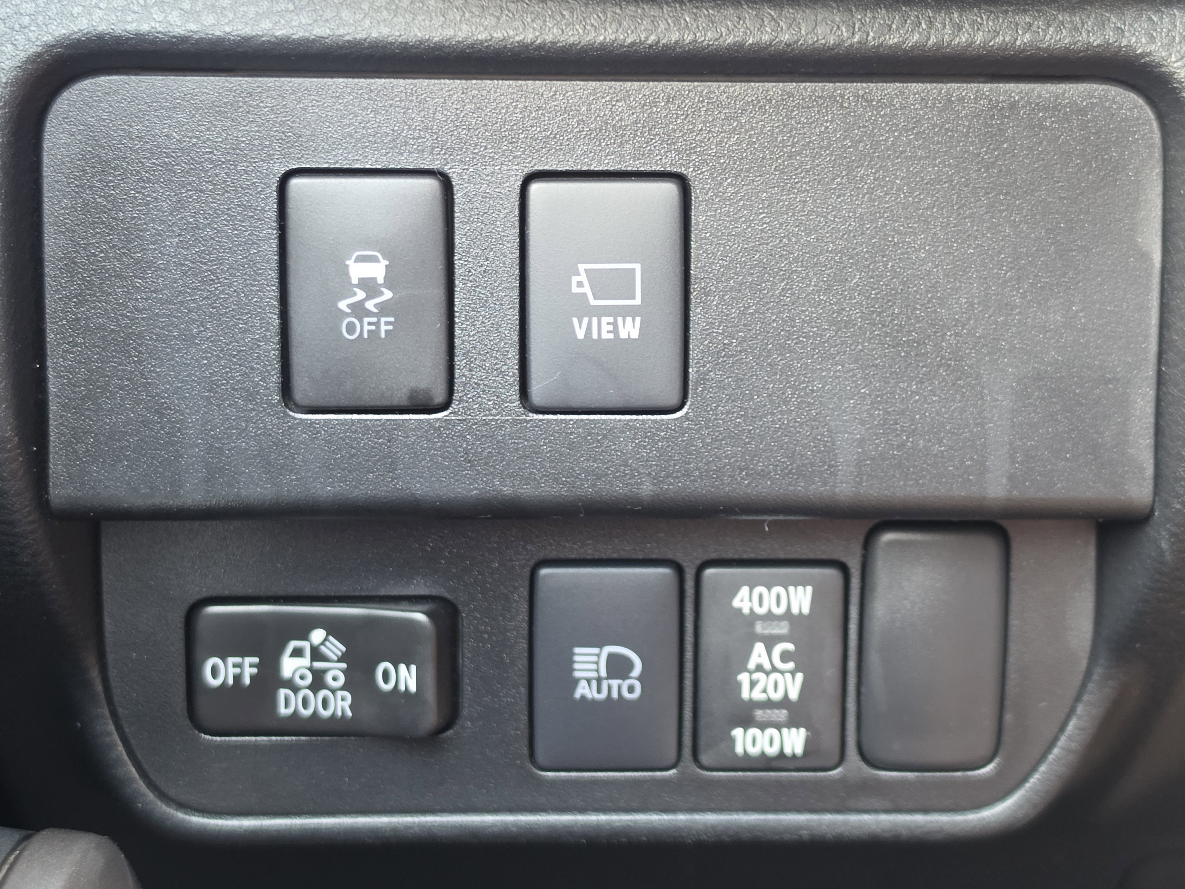 Certified 2022 Toyota Tacoma Limited AWD/4WD image 14
