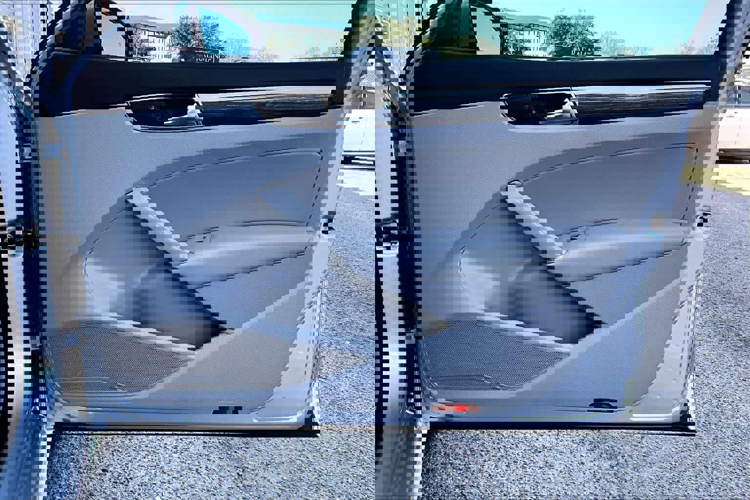 Used 2018 Volkswagen Passat 2.0T SE image 23