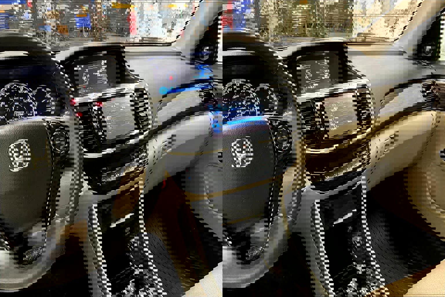 Used 2016 Honda Accord EX-L image 6