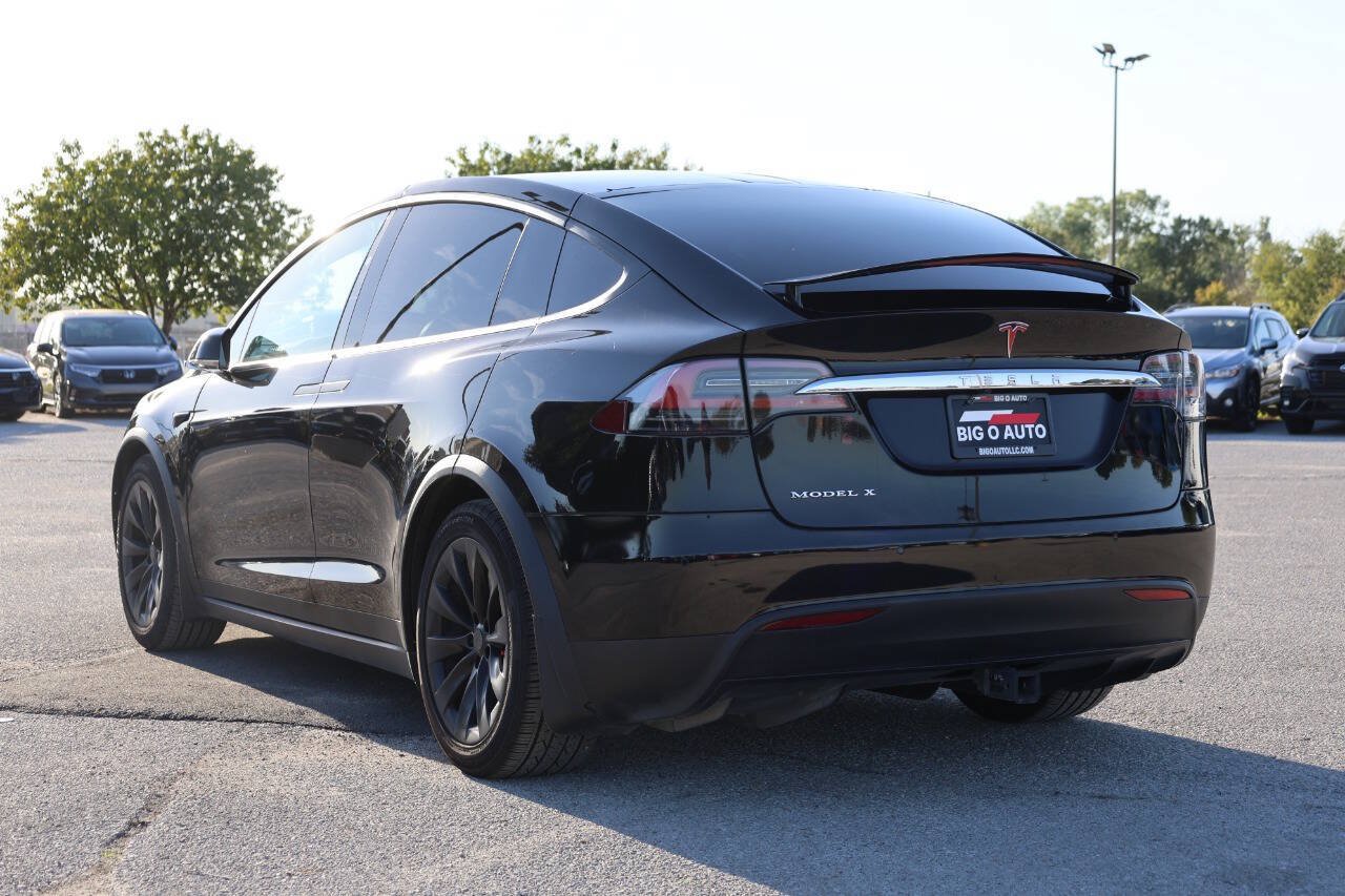 Used 2018 Tesla Model X 75D AWD/4WD image 11