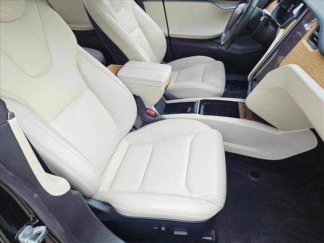 Used 2020 Tesla Model S Long Range Plus image 20