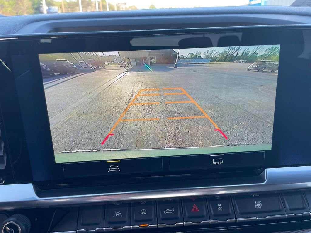 Used 2025 Chevrolet Silverado 1500 LT image 22