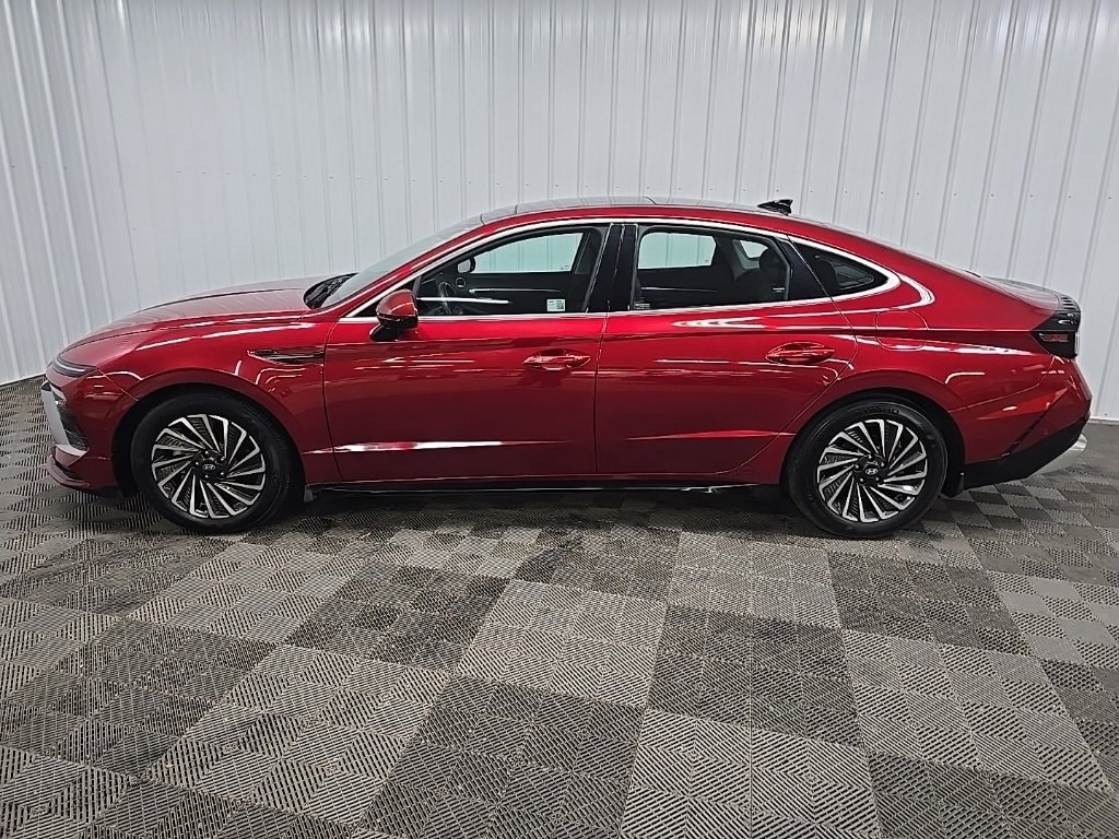 Used 2024 Hyundai Sonata Limited image 5